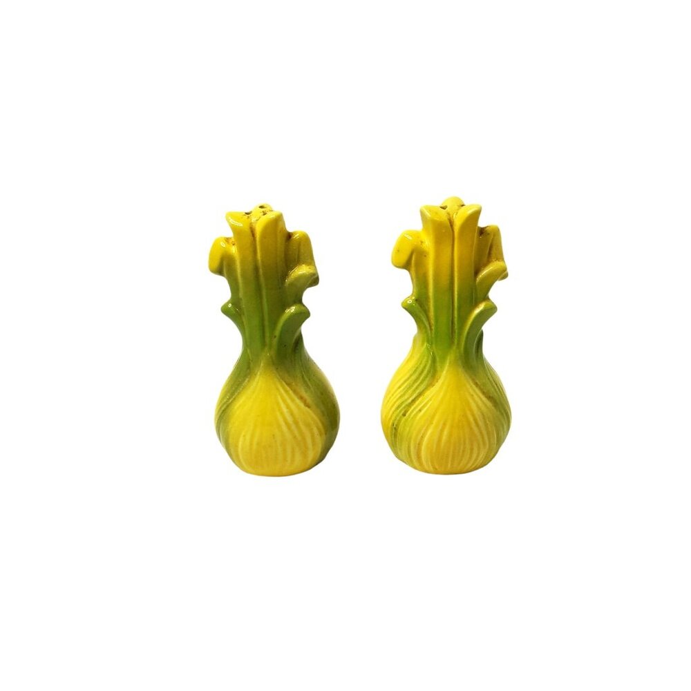 vintage MCM majolica onion salt and pepper shakers stamped Japan on bottom